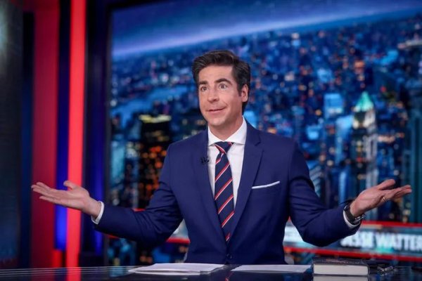 大牛时代 扬言“炸掉联合国”，福克斯主持人道歉了